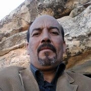 يوسف عمر